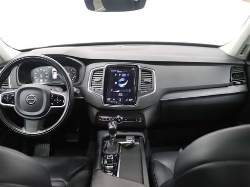 Used 2020 Volvo XC90 T5 Momentum AWD/4WD image 24