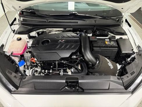 Used 2022 Hyundai Veloster N FWD image 24