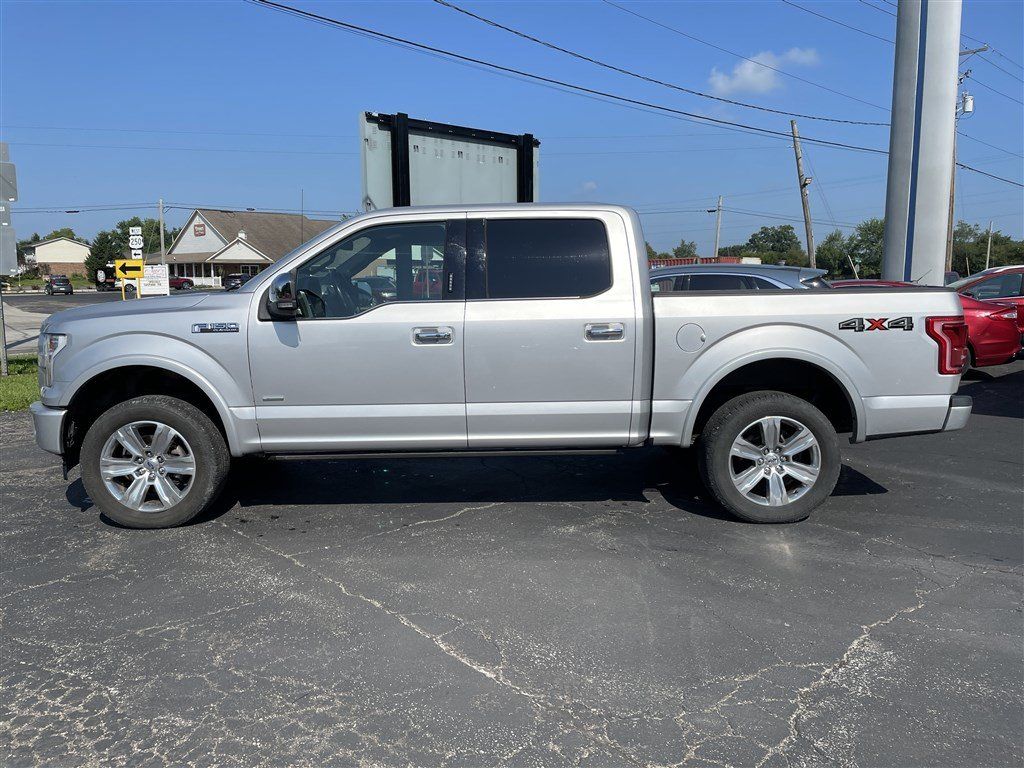 Used 2017 Ford F150 Platinum w/ Equipment Group 701A Luxury AWD/4WD image 4