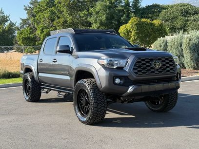 Used 2022 Toyota Tacoma TRD Sport w/ Technology Package