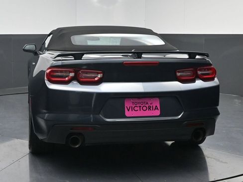 Used 2021 Chevrolet Camaro LT RWD image 15