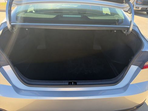 Used 2025 Toyota Camry LE image 25