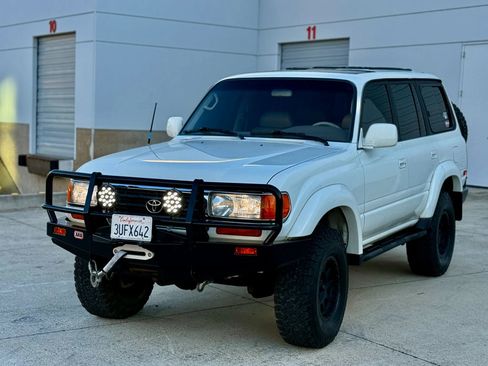 Used 1997 Toyota Land Cruiser Sport Utility 4D image 7