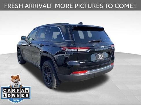 Used 2025 Jeep Grand Cherokee Laredo X AWD/4WD image 6