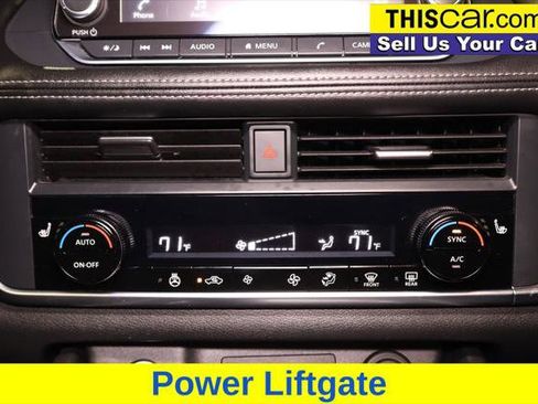 Used 2023 Nissan Rogue SV w/ SV Premium B Package FWD image 20