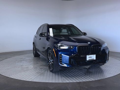 Used 2024 BMW X5 M60i AWD/4WD image 3