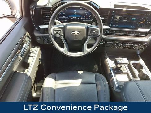 Used 2023 Chevrolet Silverado 1500 LTZ AWD/4WD image 3