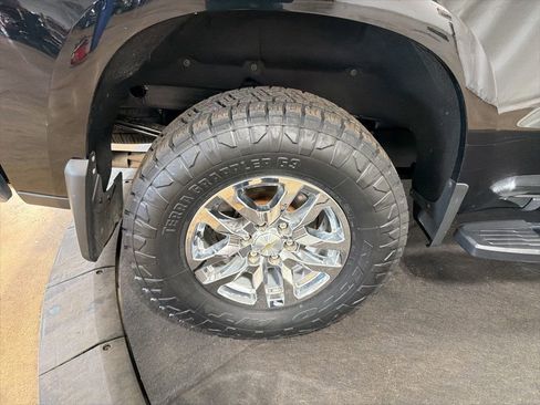 Used 2020 Chevrolet Silverado 1500 LT w/ All-Star Edition image 38