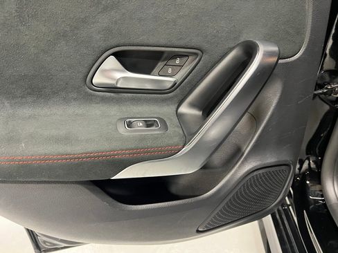 Used 2023 Mercedes-Benz CLA 250 4MATIC image 24