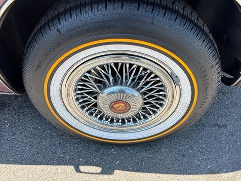 Used 1987 Cadillac Seville FWD image 14