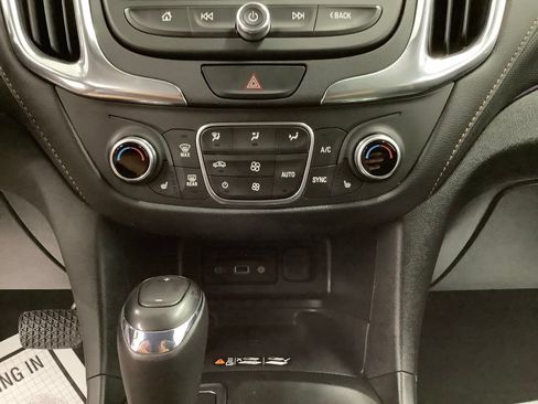 Used 2019 Chevrolet Equinox Premier AWD/4WD image 22