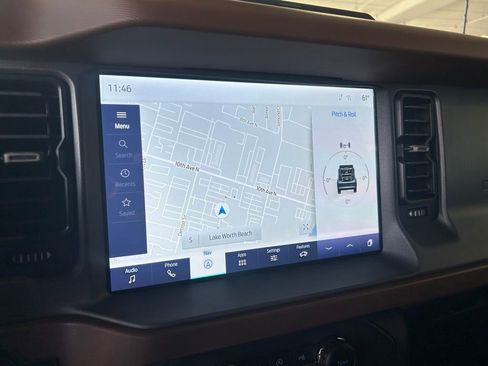 Used 2024 Ford Bronco Outer Banks image 11