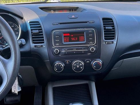 Used 2014 Kia Forte LX w/ Popular Package image 6