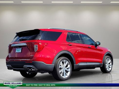 Certified 2023 Ford Explorer Platinum w/ Equipment Group 601A AWD/4WD image 4