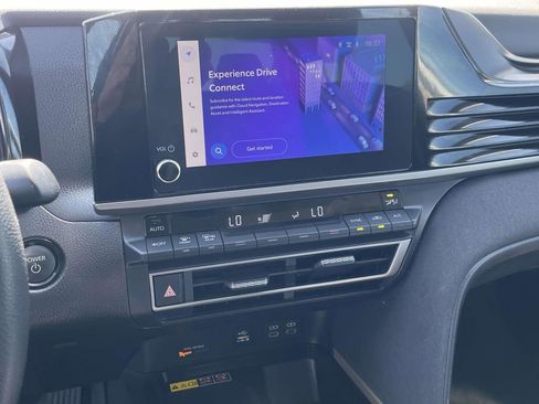 Used 2025 Toyota Camry LE image 15