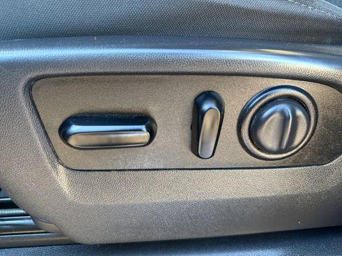 Used 2021 GMC Sierra 1500 Elevation w/ Preferred Package image 15