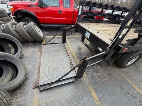 Used 2009 Chevrolet Silverado 2500 W/T RWD image 8