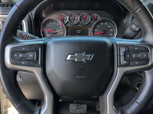 Used 2020 Chevrolet Silverado 1500 LT Trail Boss w/ Bed Protection Package AWD/4WD image 24