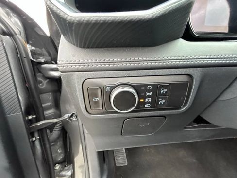 Used 2025 Ford Mustang Premium RWD image 25