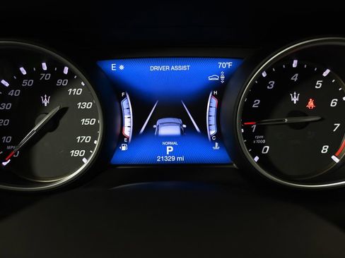 Used 2019 Maserati Levante GranSport AWD/4WD image 29