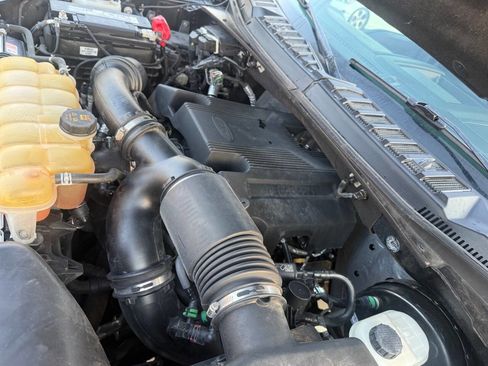 Used 2017 Ford F150 Lariat w/ Equipment Group 502A Luxury image 31