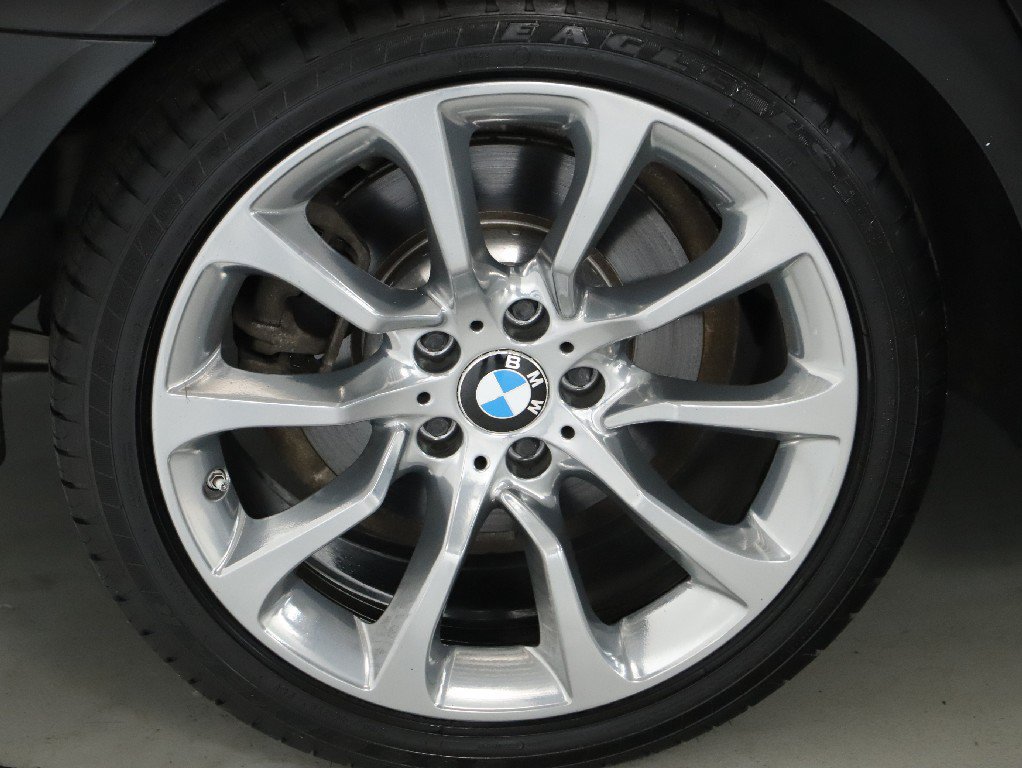 Used 2016 BMW 535i xDrive Sedan AWD/4WD image 12