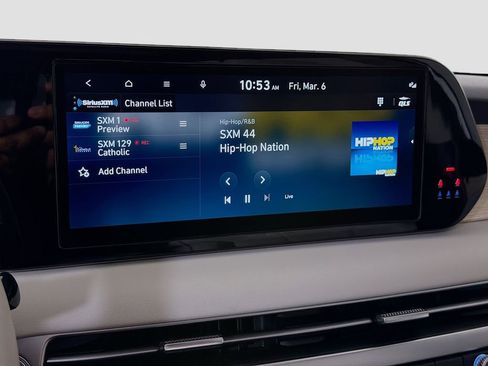 Used 2023 Hyundai Palisade Limited w/ Cargo Package image 17