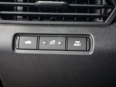 Used 2024 Nissan Altima 2.5 SV image 22