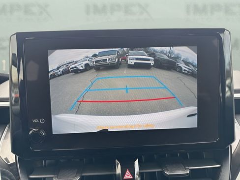 Used 2024 Toyota Corolla LE image 19