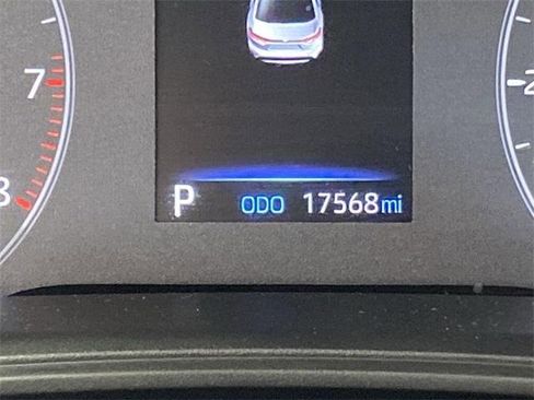 Used 2025 Toyota Corolla LE image 24