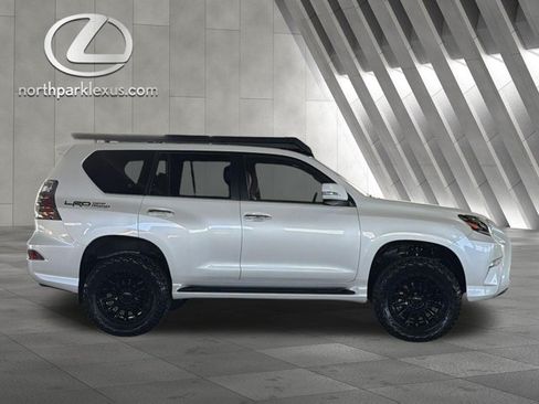 Used 2023 Lexus GX 460 Premium w/ Premium Package AWD/4WD image 4