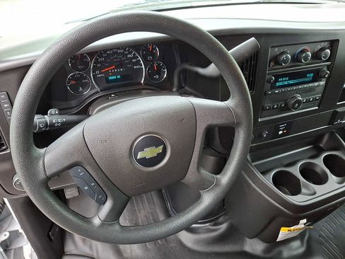 Used 2024 Chevrolet Express 2500 w/ Driver Convenience Package RWD image 12