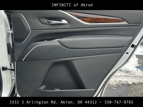 Used 2022 Cadillac Escalade Luxury image 27