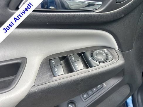 Used 2019 Chevrolet Equinox Premier FWD image 13