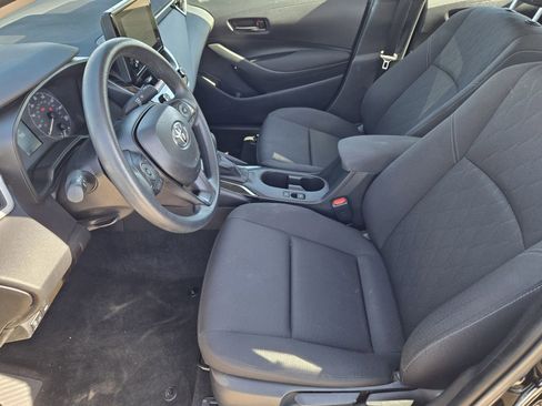 Used 2025 Toyota Corolla LE image 15