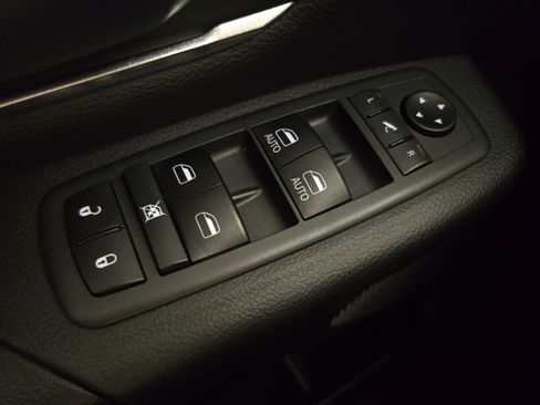 Certified 2019 RAM 1500 Big Horn AWD/4WD image 26