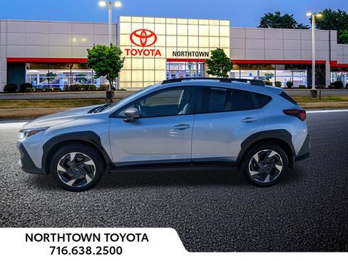 Used 2024 Subaru Crosstrek 2.5i Limited AWD/4WD image 2