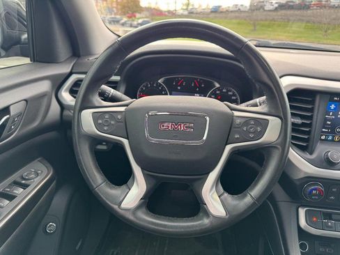 Used 2023 GMC Acadia SLT w/ Elevation Edition image 19