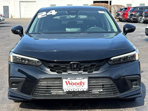 Used 2024 Honda Civic EX-L image 3