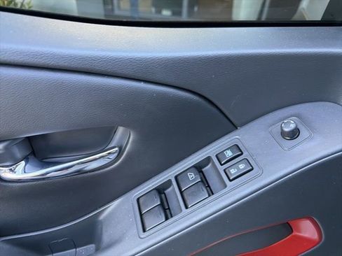 Used 2025 Nissan Frontier PRO-4X w/ Pro Premium Package image 7