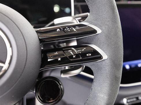 Used 2025 Mercedes-Benz E 53 AMG e 4MATIC Sedan image 13