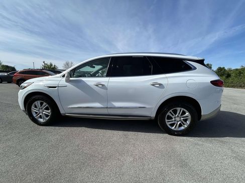 Used 2020 Buick Enclave Essence w/ Sound and Sites Package AWD/4WD image 6