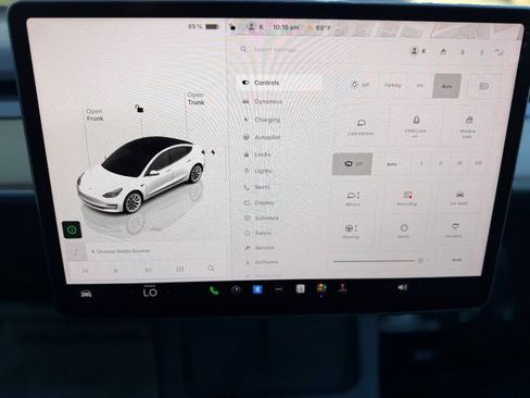 Used 2023 Tesla Model 3 Standard Range RWD image 15