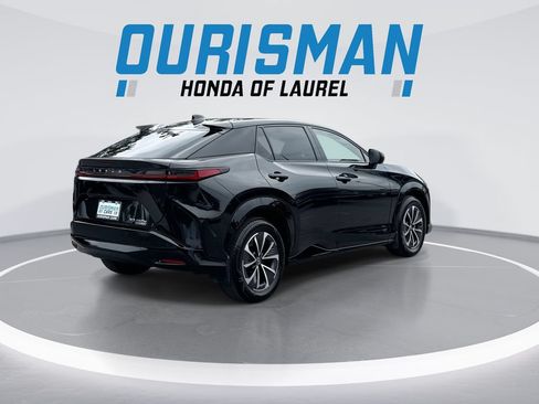 Used 2024 Lexus RZ 450e Premium w/ Technology Package AWD/4WD image 8