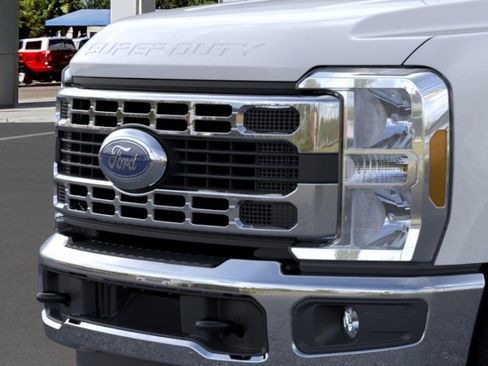 New 2026 Ford F350 XL w/ XL Chrome Package image 17