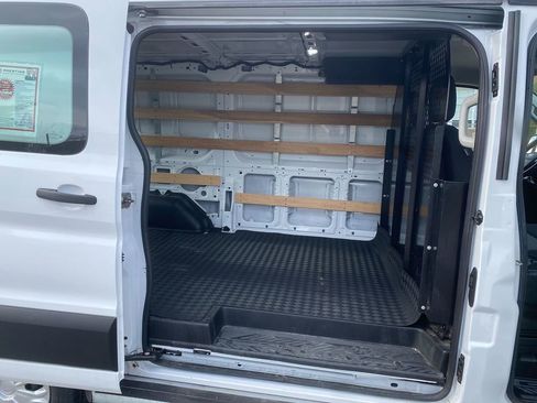Used 2024 Ford Transit 250 Low Roof w/ Exterior Upgrade Package image 25