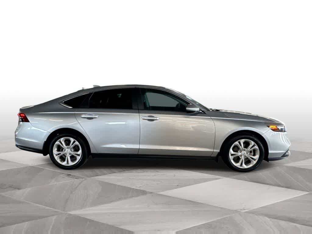 Certified 2025 Honda Accord LX image 9
