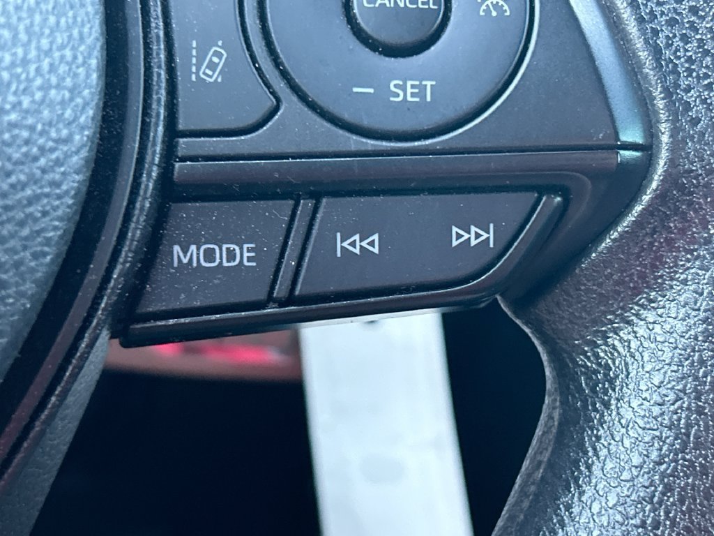 Certified 2025 Toyota RAV4 LE FWD image 16