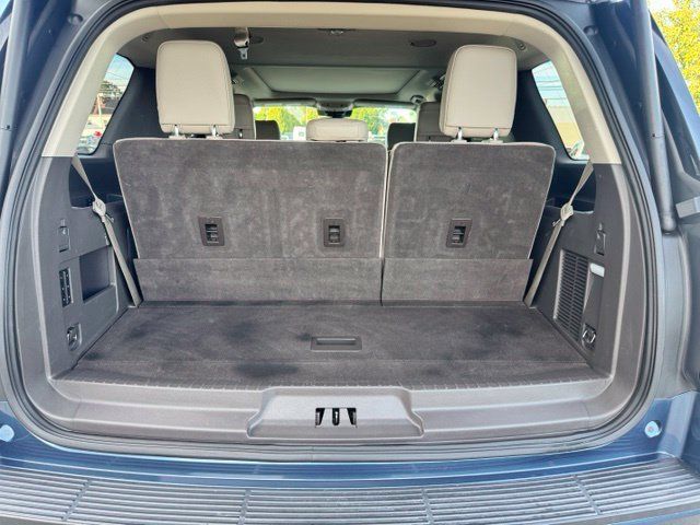 Used 2018 Ford Expedition Limited w/ Equipment Group 301A AWD/4WD image 44