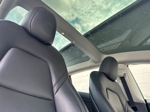 Used 2023 Tesla Model 3 Standard Range RWD image 19
